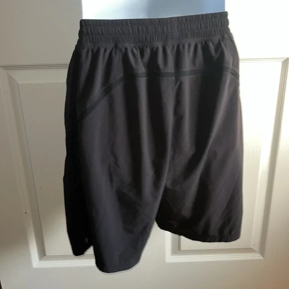 Lululemon Pace Breaker Lined Short 9" Medium (EUC) - Picture 14 of 16
